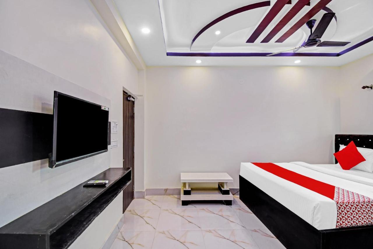כלכותה Oyo 86602 Hotel Dream Palace מראה חיצוני תמונה